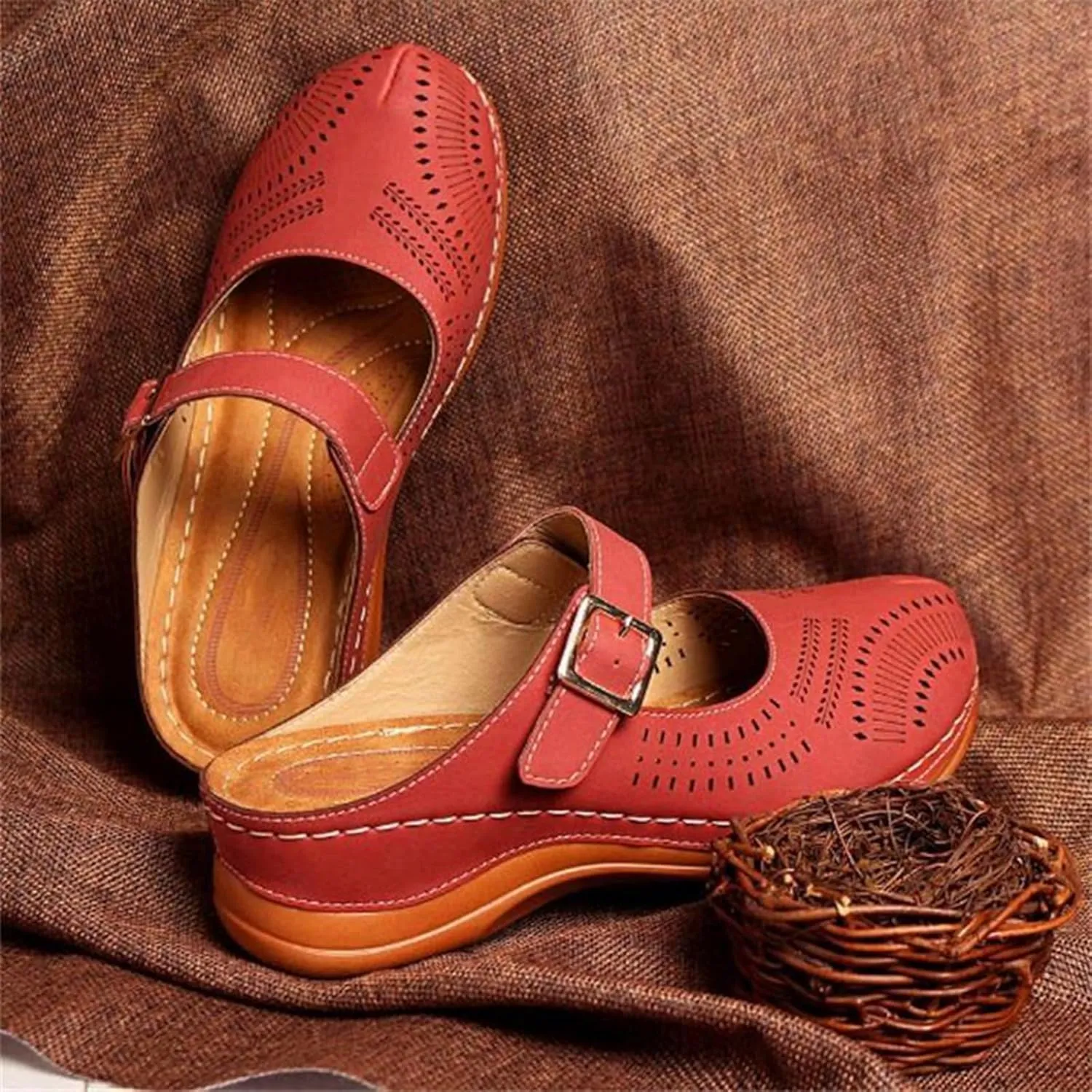 Clogs for Women Mule Sandals Comfortable Summer Platform Orthopedic Sandals, Round Toe Closed Toe Walking Slippers Hollow Out Breathable Buckle Walking Shoes