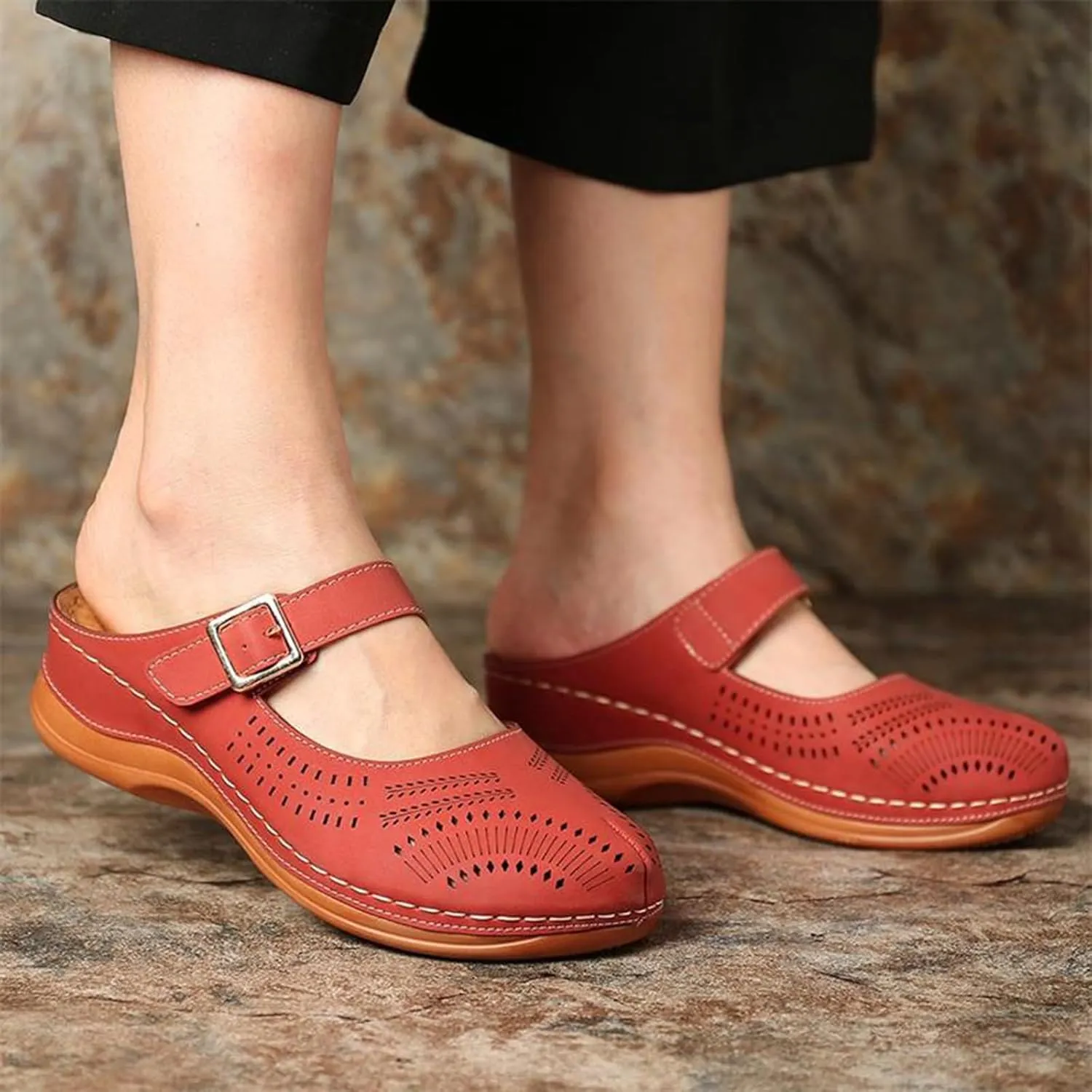 Clogs for Women Mule Sandals Comfortable Summer Platform Orthopedic Sandals, Round Toe Closed Toe Walking Slippers Hollow Out Breathable Buckle Walking Shoes