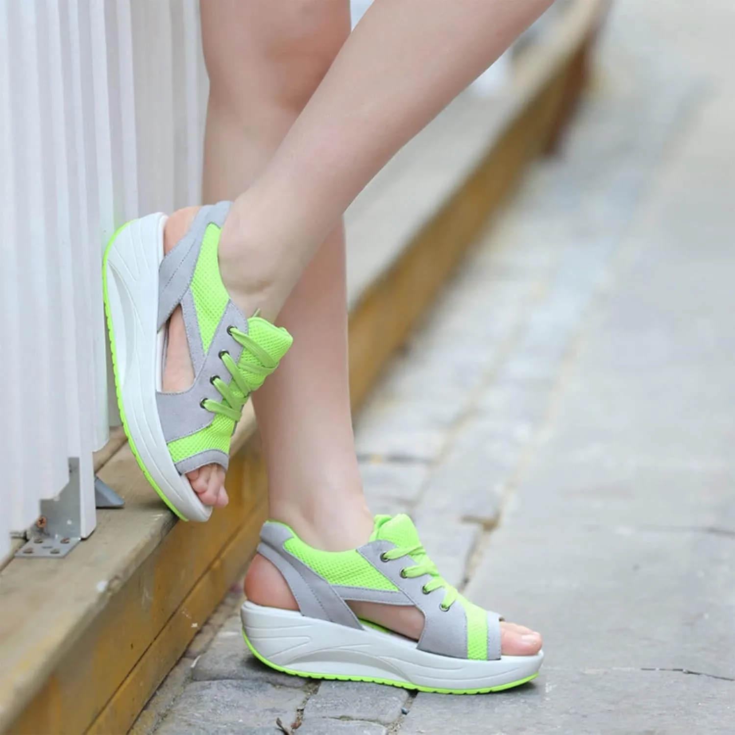 LELEBEAR Contrast Paneled Cutout Lace-Up Muffin Sandals, Women Causal Toe Platform Sneaker Sandals for Indoor and Outdoor