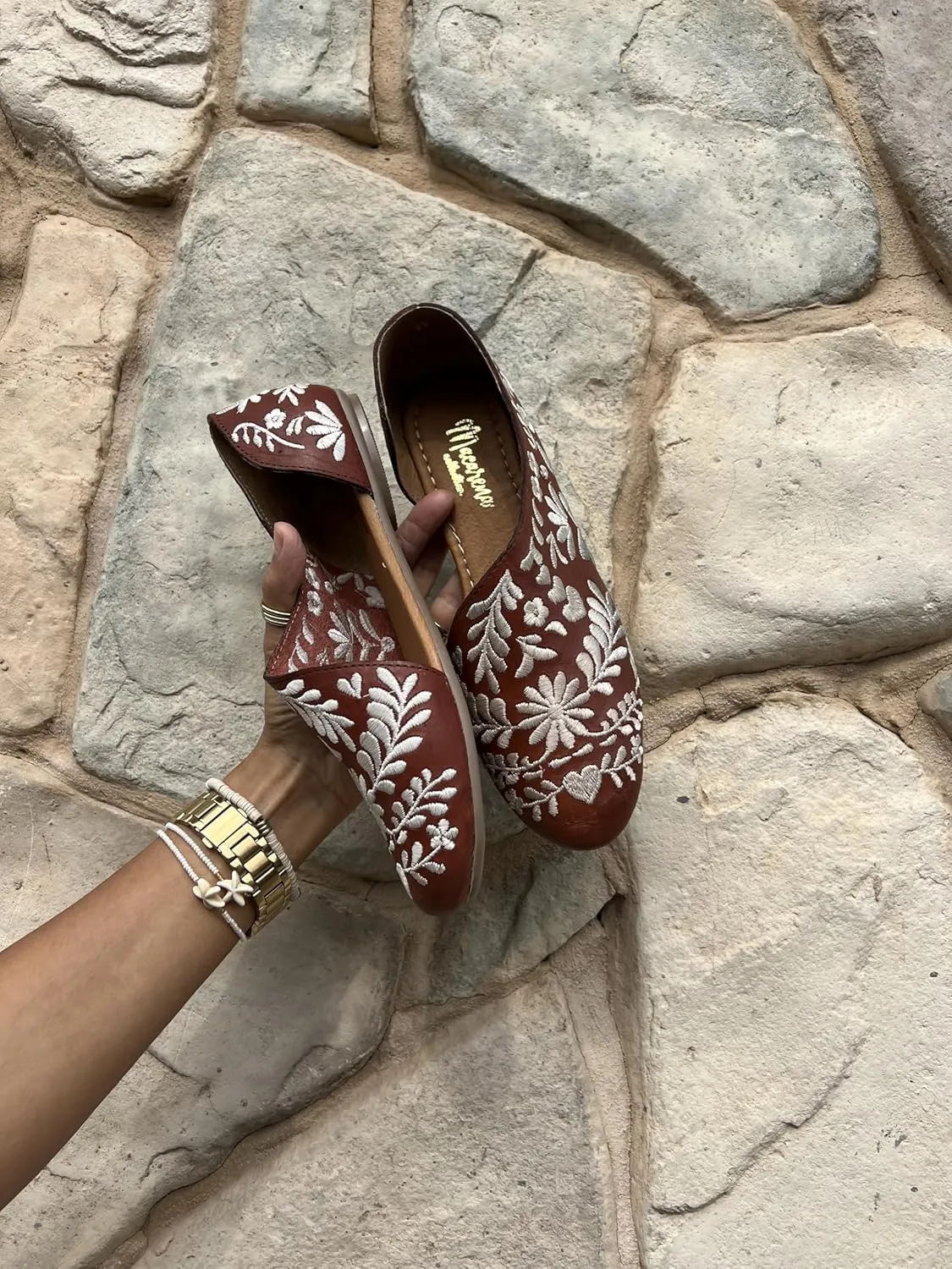 Macarena Collection Sandals women Huarache Sandal Colorful Leather Mexican Comfort Walking Handcrafted Leather Embroidered Flats - Mexican Artisan Design Maky