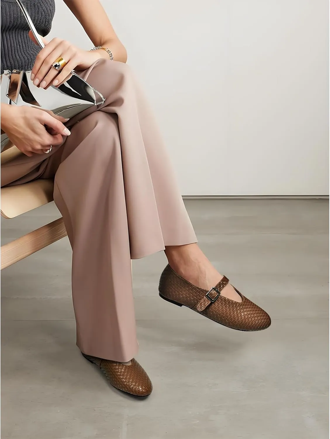 Mary Jane Shoes Women Ballet Flats with Buckle Strap Round Toe Wide Width Closed Toe Flats for Women Dressy