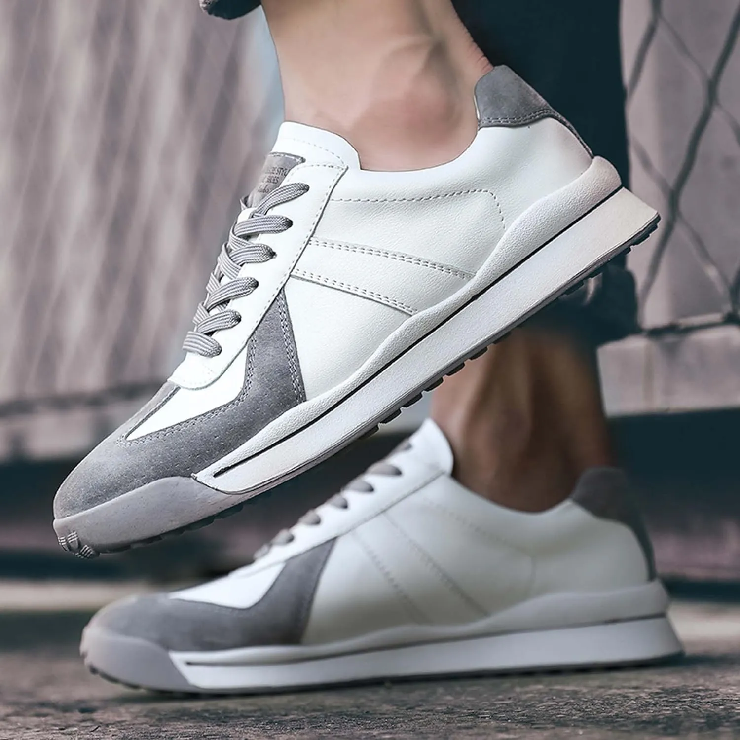 Men's Sports Casual Shoes Comfortable Cowhide Sneakers Soft Sole Lightweight Walking Outdoor Shoes Urban Style Business Casual Office Shoes