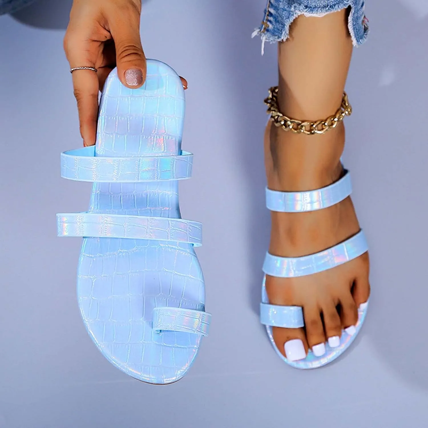 oiangi Colorful Straps Sandals for Women Trendy Casual Toe Ring Open Toe Slip-on Flats Slippers Lightweight Comfortable Beach Home Shoes Flip Flops