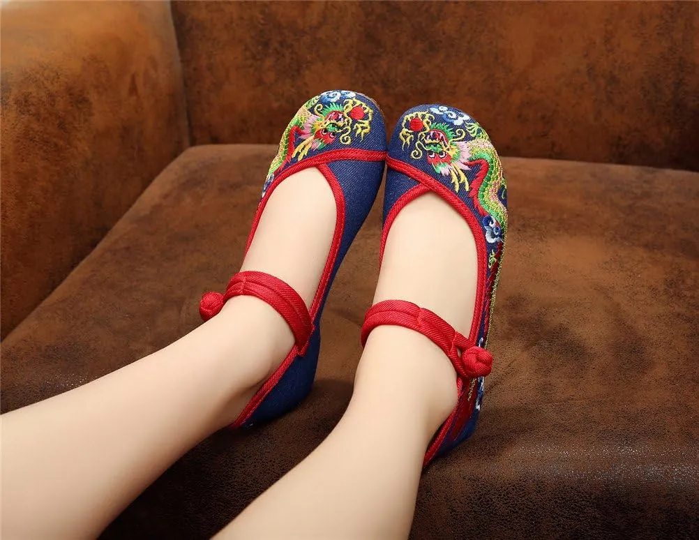 Qhome Womens Chinese Traditional Dragon Embroidery Flats Cheongsam Walking Mary Jane Shoes