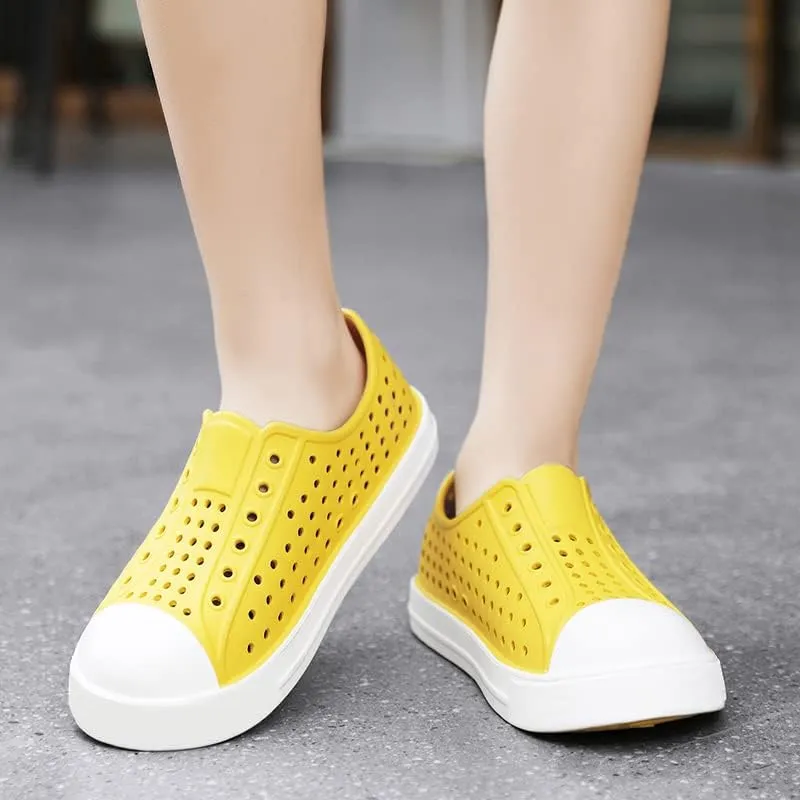 SECHRITE Kids Garden Clogs Shoes Outdoor Breathable Slip on Rubber Sandals Beach Water Shoes