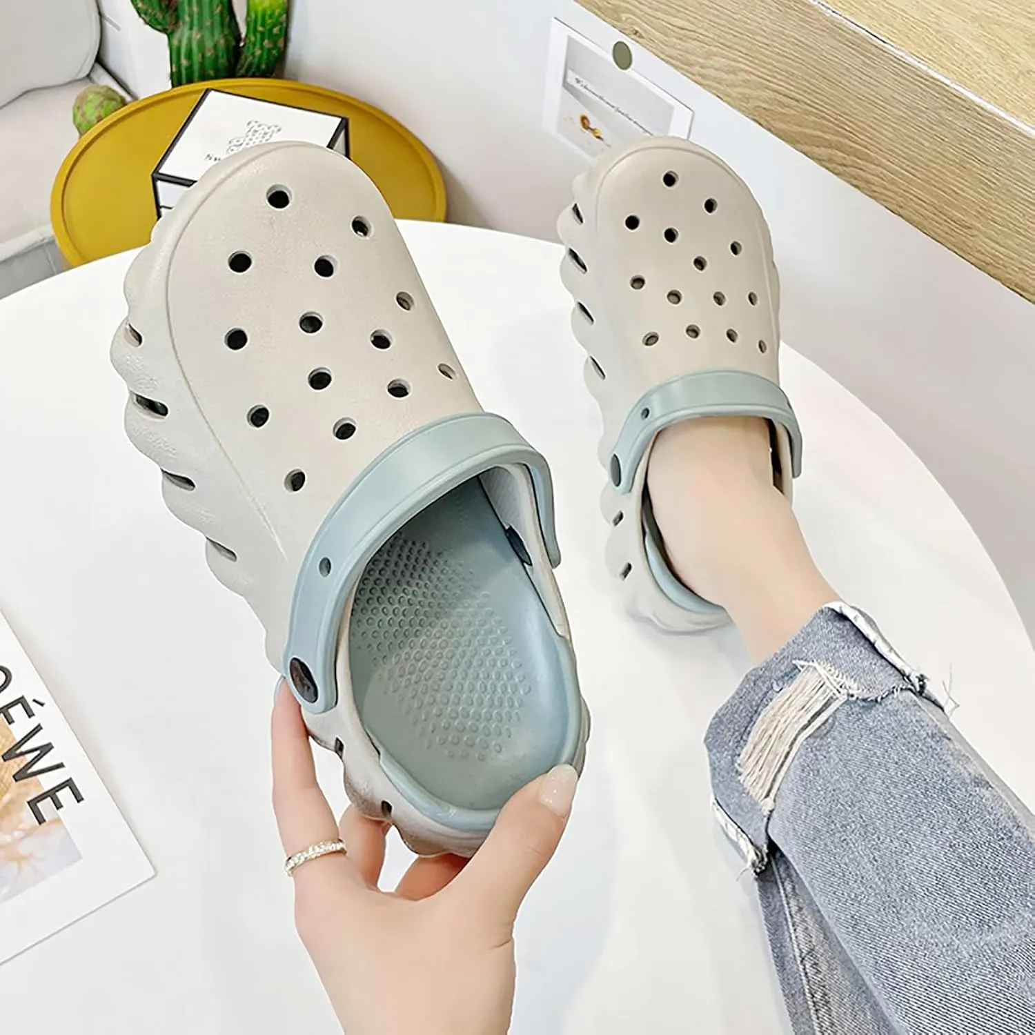Solaud Women Men Comfortable Clogs Shoes Soft Breathable Non-Slip Unisex Garden Outdoor Beach Clog Sandals