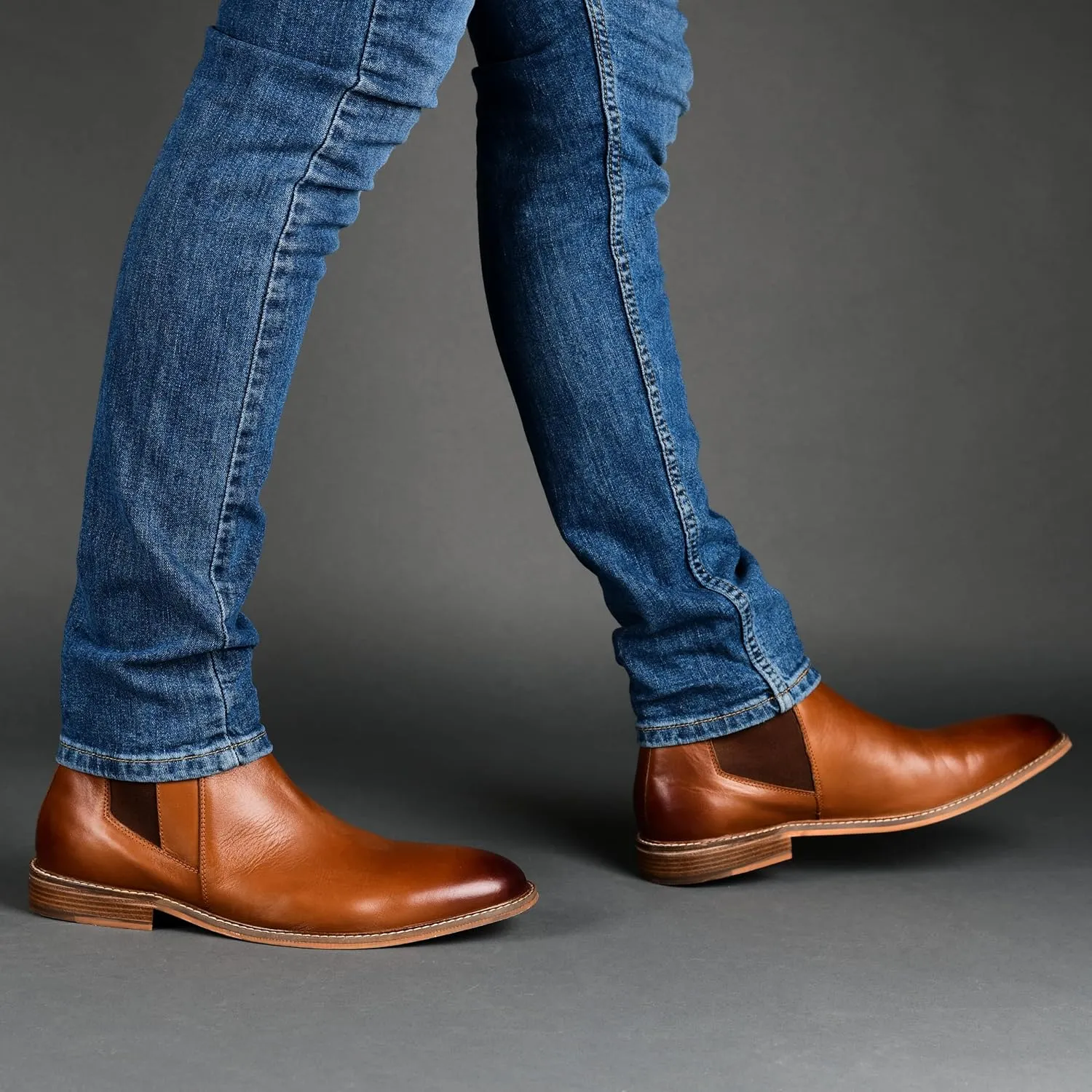 Thomas & Vine Men's Chelsea Boots