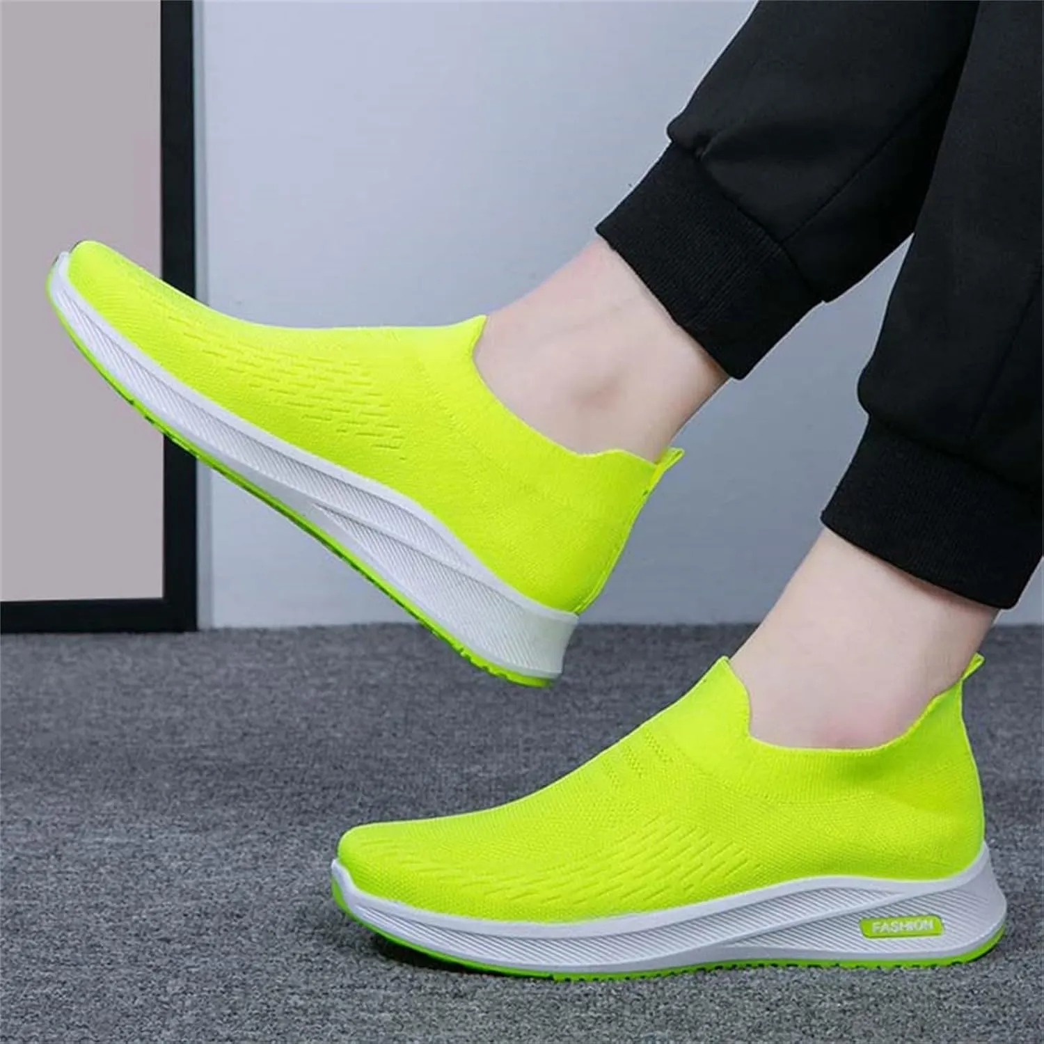 Women Running Shoes Lightweight Breathable Walking Shoes Non Slip Sneakers Mesh Workout Casual Sports Sneaker