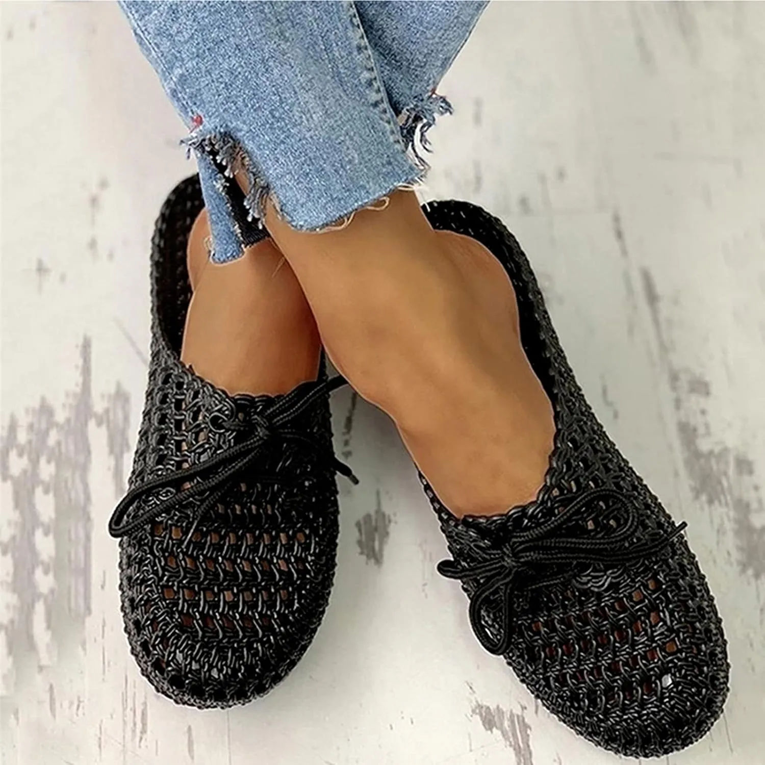 Women's Breathable Mesh Slip-On Sandals - Garden Slippers, Hollow Out Flat Heel Slide Sandals - Summer Mules, Closed Toe Beach Shoes, Khaki, US8/EU40