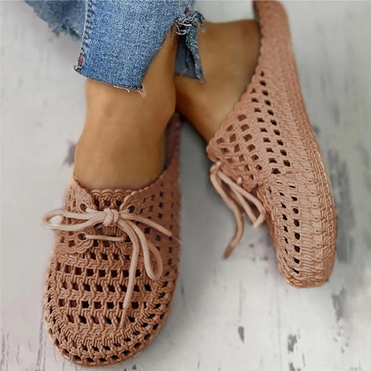 Women's Breathable Mesh Slip-On Sandals - Garden Slippers, Hollow Out Flat Heel Slide Sandals - Summer Mules, Closed Toe Beach Shoes, Khaki, US8/EU40