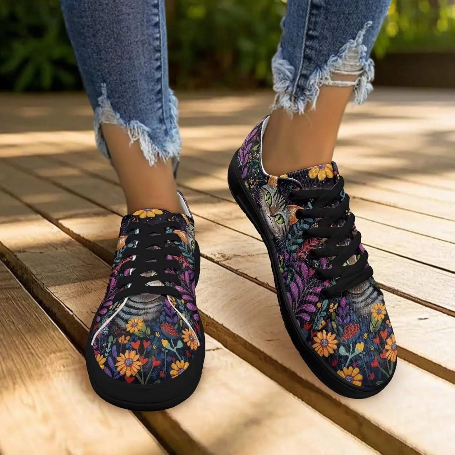 Women's Casual Canvas Shoes Comfortable Low Top Walking Shoes Classic Polyester Upper Arch Support Canvas Sneakers