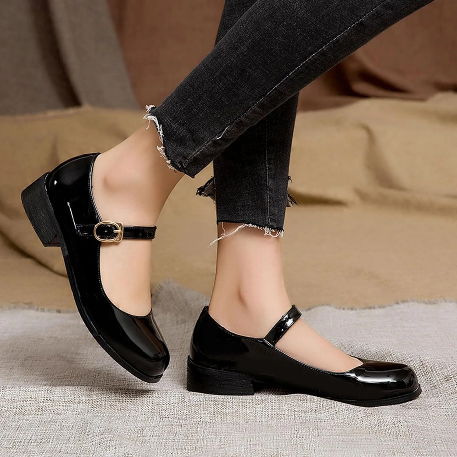 Womens Patent Mary Jane Flats Closed Toe Comfortable Shoes