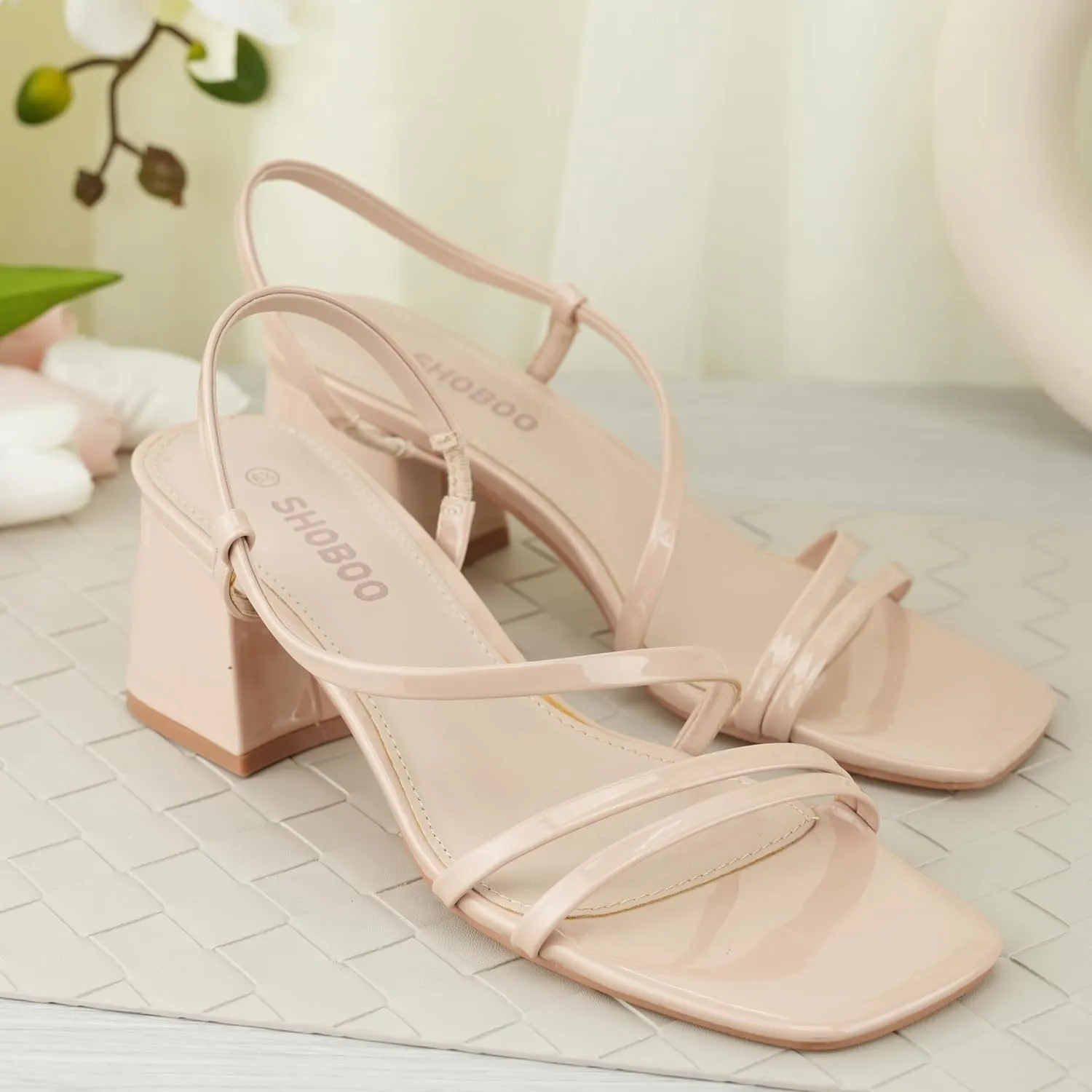 Women's Short Chunky Block Heels Strappy Heel Sandals with Square Toe Casual Dress Shoes